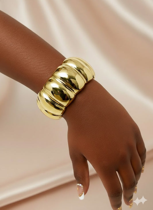 Chunky Gold Textured Bracelet